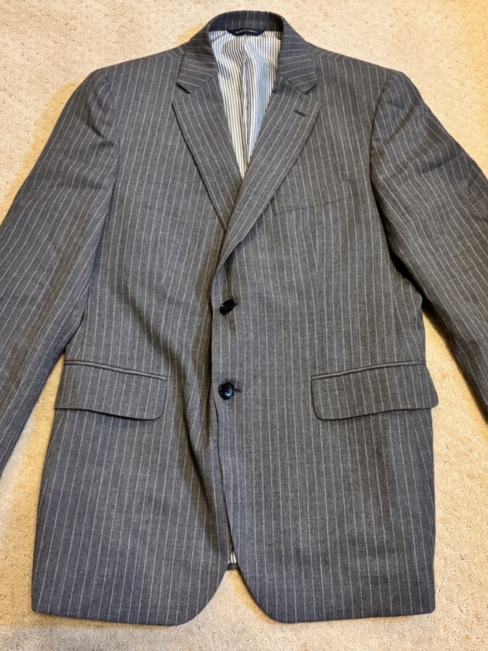 Banana Republic Men’s Tailored Fit Blazer 42S Grey Pinstripe Wool Jacket